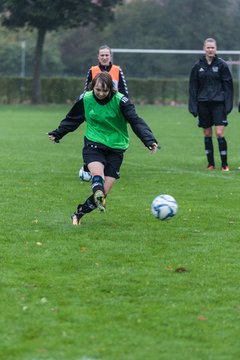 Bild 33 - B-Juniorinnen SV Henstedt Ulzburg - MSG Steinhorst Krummesse : Ergebnis: 4:0